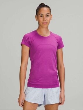 NWT Lululemon Swiftly Tech Short Sleeve 2.0 Vivid Plum